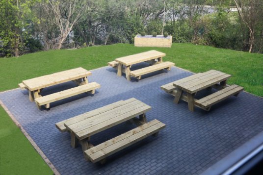 Outdoor Gill & Gardiner Space